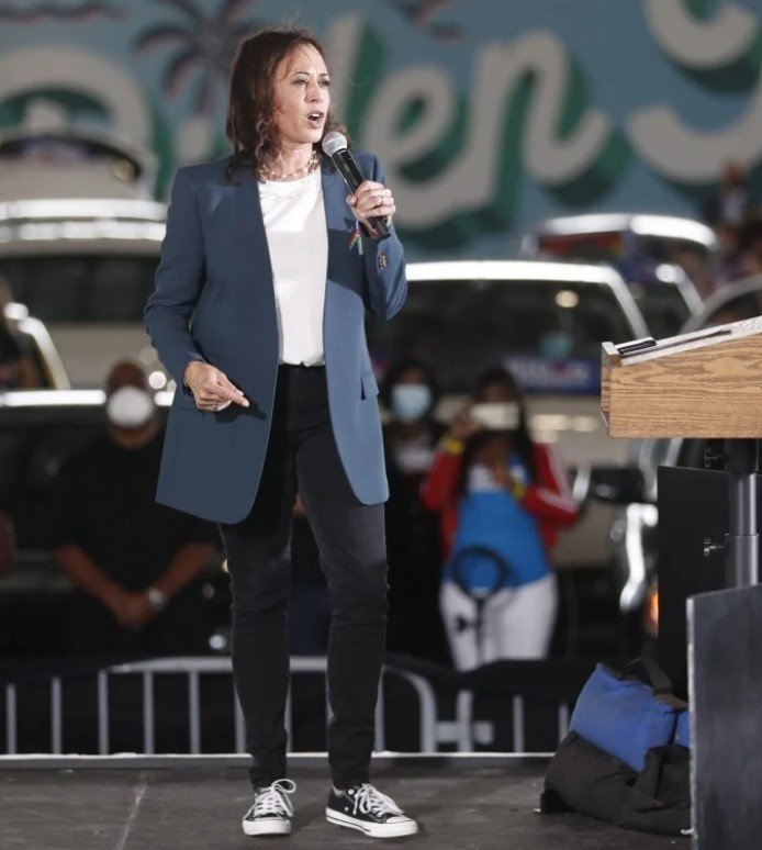 Kamala Harris fashion